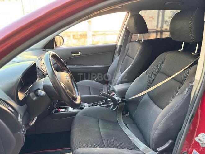 Hyundai i30 2010, 280,000 km - 1.6 л - Bakı
