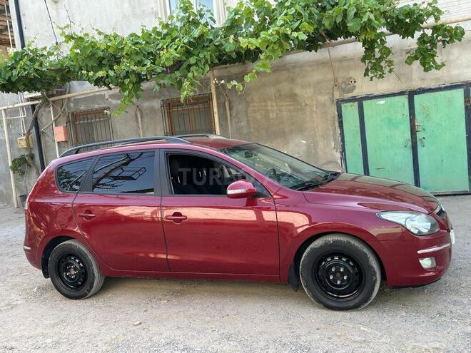 Hyundai i30 2010, 280,000 km - 1.6 л - Bakı