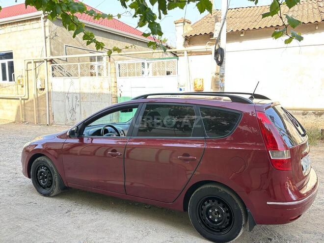 Hyundai i30 2010, 280,000 km - 1.6 л - Bakı