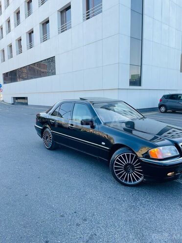 Mercedes C 230 1998, 275,000 km - 2.3 l - Bakı