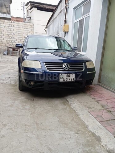 Volkswagen Passat 2002, 300,000 km - 1.8 l - Gəncə