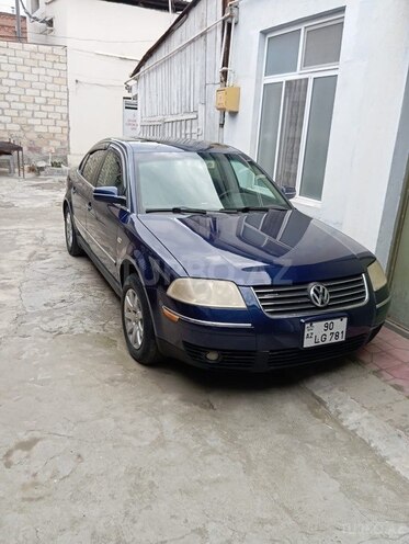 Volkswagen Passat 2002, 300,000 km - 1.8 l - Gəncə