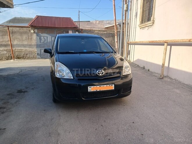 Toyota Corolla Verso 2006, 227,000 km - 2.2 л - Bakı