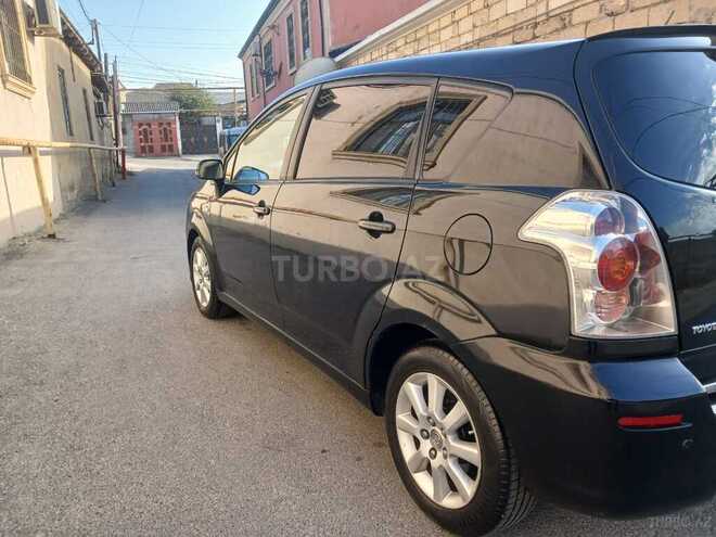 Toyota Corolla Verso 2006, 227,000 km - 2.2 л - Bakı