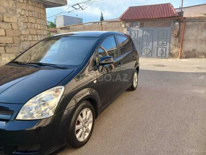 Toyota Corolla Verso 2006, 227,000 km - 2.2 л - Bakı
