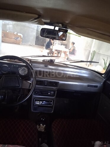 Moskvich  1985, 200,000 km - 1.5 l - Şəmkir