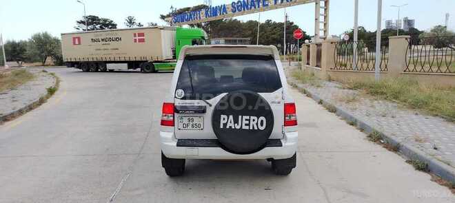 Mitsubishi Pajero io 2001, 234,123 km - 2.0 l - Bakı