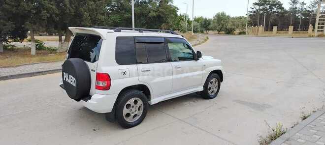 Mitsubishi Pajero io 2001, 234,123 km - 2.0 l - Bakı
