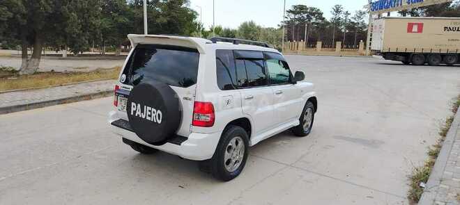 Mitsubishi Pajero io 2001, 234,123 km - 2.0 l - Bakı