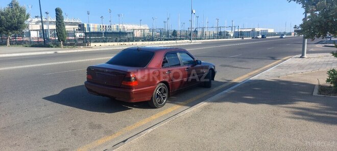 Mercedes C 240 1997, 435,000 km - 2.4 l - Bakı