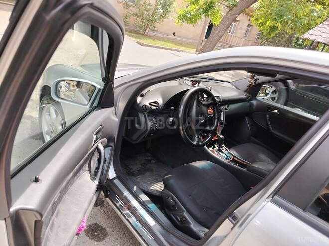 Mercedes C 220 d 2000, 356,000 km - 2.2 л - Bakı