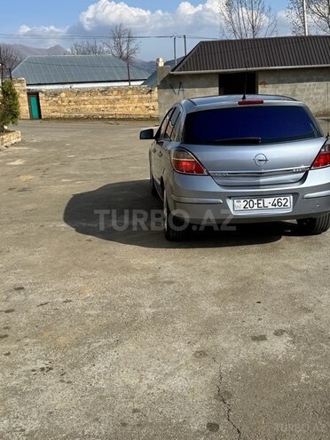 Opel Astra 2009, 177,000 km - 1.4 l - Gədəbəy