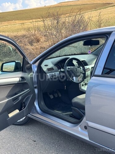 Opel Astra 2009, 177,000 km - 1.4 l - Gədəbəy