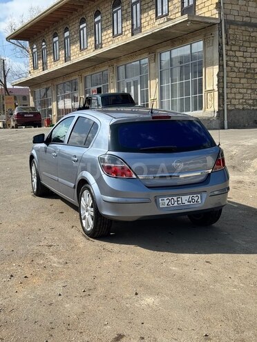 Opel Astra 2009, 177,000 km - 1.4 l - Gədəbəy