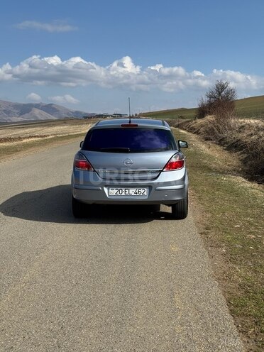 Opel Astra 2009, 177,000 km - 1.4 l - Gədəbəy