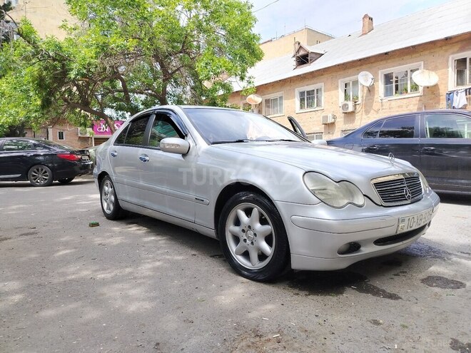 Mercedes C 220 d 2000, 356,000 km - 2.2 л - Bakı