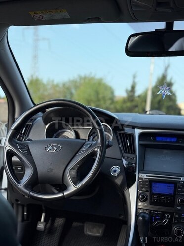 Hyundai Sonata-3