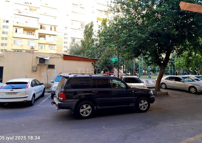 Lexus LX 470 2003, 194,000 km - 4.7 l - Bakı