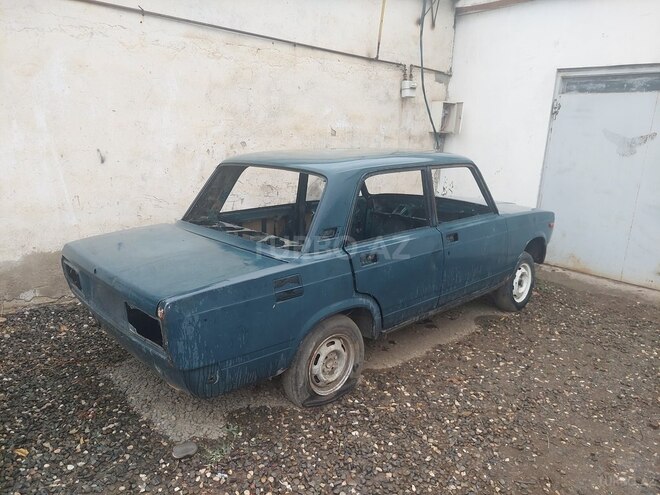 LADA (VAZ) 2107 1999, 95,000 km - 1.6 l - Quba