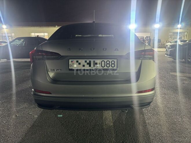 Skoda Rapid 2021, 110,000 km - 1.6 л - Bakı