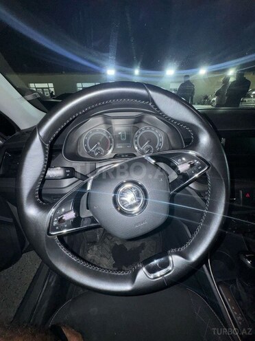 Skoda Rapid 2021, 110,000 km - 1.6 л - Bakı