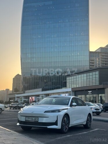 Changan Qiyuan A05 2024, 35,000 km - 1.5 л - Bakı