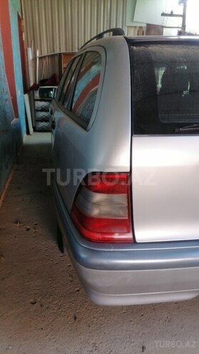Mercedes C 200 2000, 533,997 km - 2.0 l - Bakı