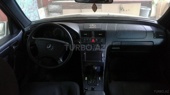 Mercedes C 200 2000, 533,997 km - 2.0 l - Bakı