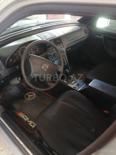 Mercedes C 200 2000, 533,997 km - 2.0 l - Bakı