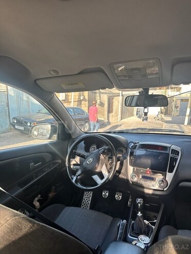 Kia  2010, 240,000 km - 1.6 l - Bakı
