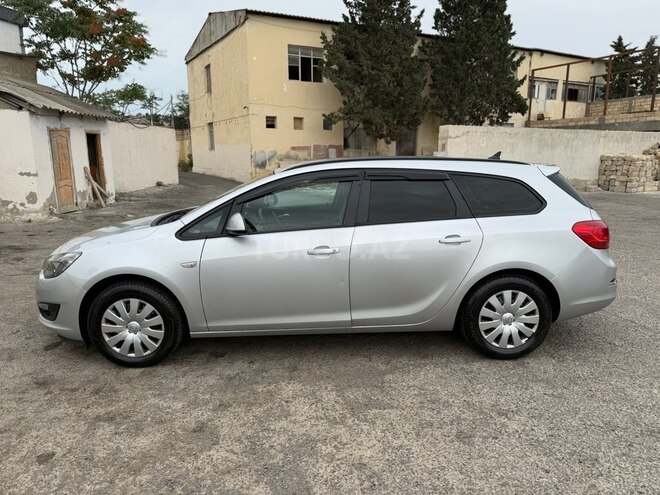 Opel Astra 2015, 242,086 km - 1.6 л - Xırdalan