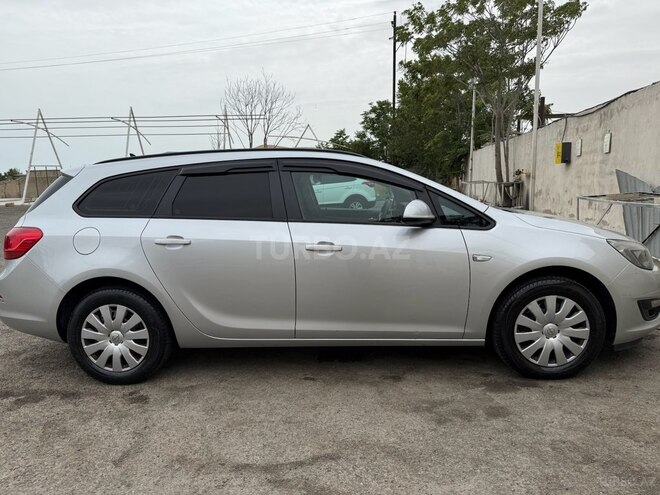 Opel Astra 2015, 242,086 km - 1.6 л - Xırdalan