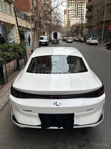 Changan Qiyuan A05 2025, 0 km - 1.5 л - Bakı
