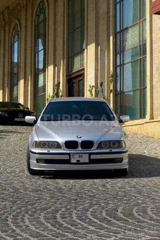 BMW 528 2000, 330,000 km - 2.8 л - Bakı