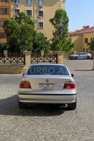 BMW 528 2000, 330,000 km - 2.8 л - Bakı