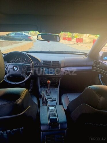 BMW 528 2000, 330,000 km - 2.8 л - Bakı