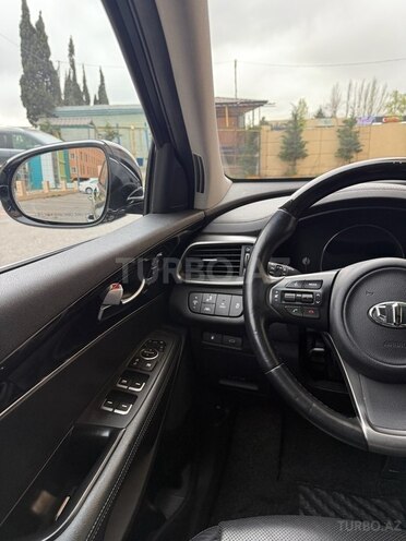 Kia Sorento-15