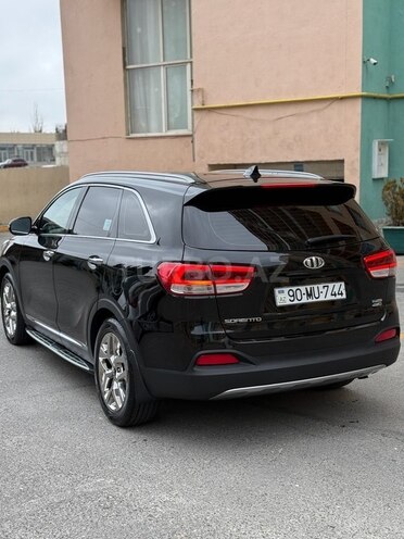 Kia Sorento-3