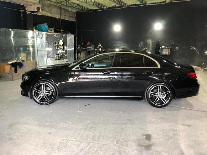 Mercedes E 200 d 2017, 167,000 km - 2.0 l - Bakı
