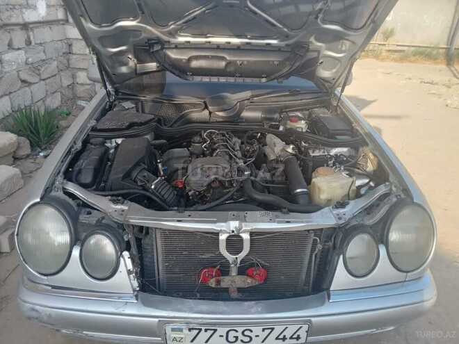 Mercedes E 220 d 1998, 252,365 km - 2.2 l - Bakı