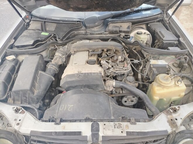 Mercedes E 230 1995, 709,670 km - 2.3 l - Bakı