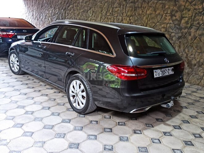 Mercedes C 220 d 2019, 238,000 km - 2.2 l - Bakı