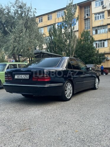 Mercedes E 220 d 2001, 700,000 km - 2.2 l - Bakı