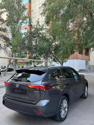 Toyota Highlander 2022, 76,000 km - 2.5 l - Bakı