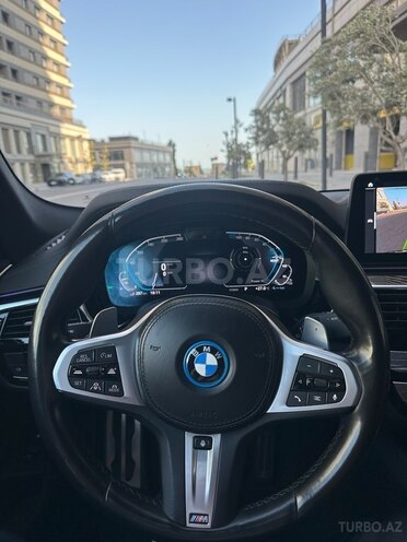 BMW 530e 2021, 65,000 km - 2.0 l - Bakı