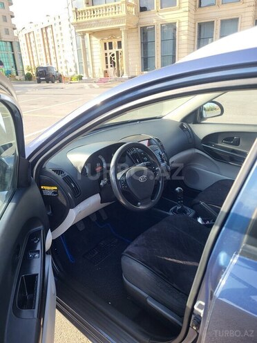 Kia  2008, 314,000 km - 1.6 л - Bakı