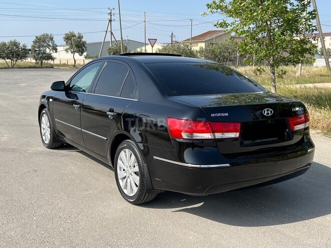 Hyundai Sonata-9