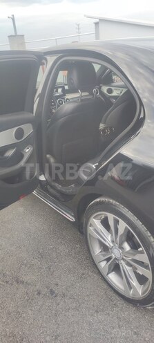Mercedes C 300-10