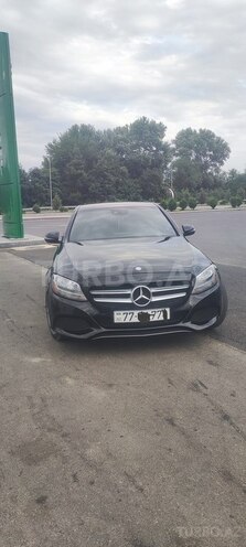 Mercedes C 300-1
