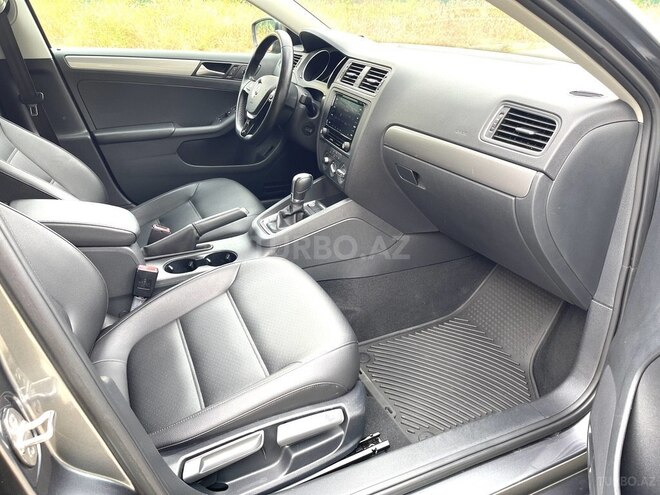 Volkswagen Jetta 2017, 113,000 km - 1.4 l - Bakı
